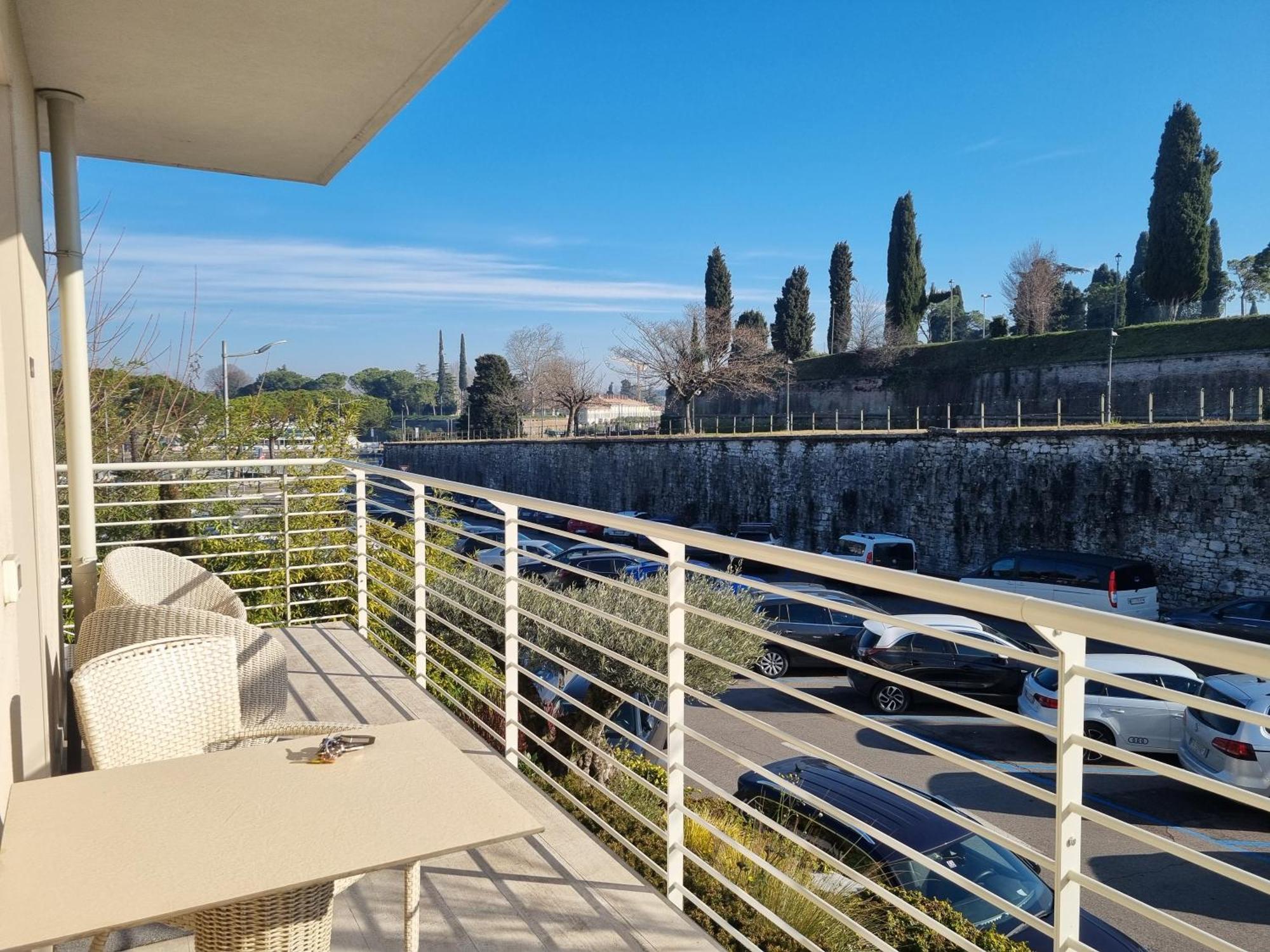 Aura Mura Peschiera del Garda Exterior foto