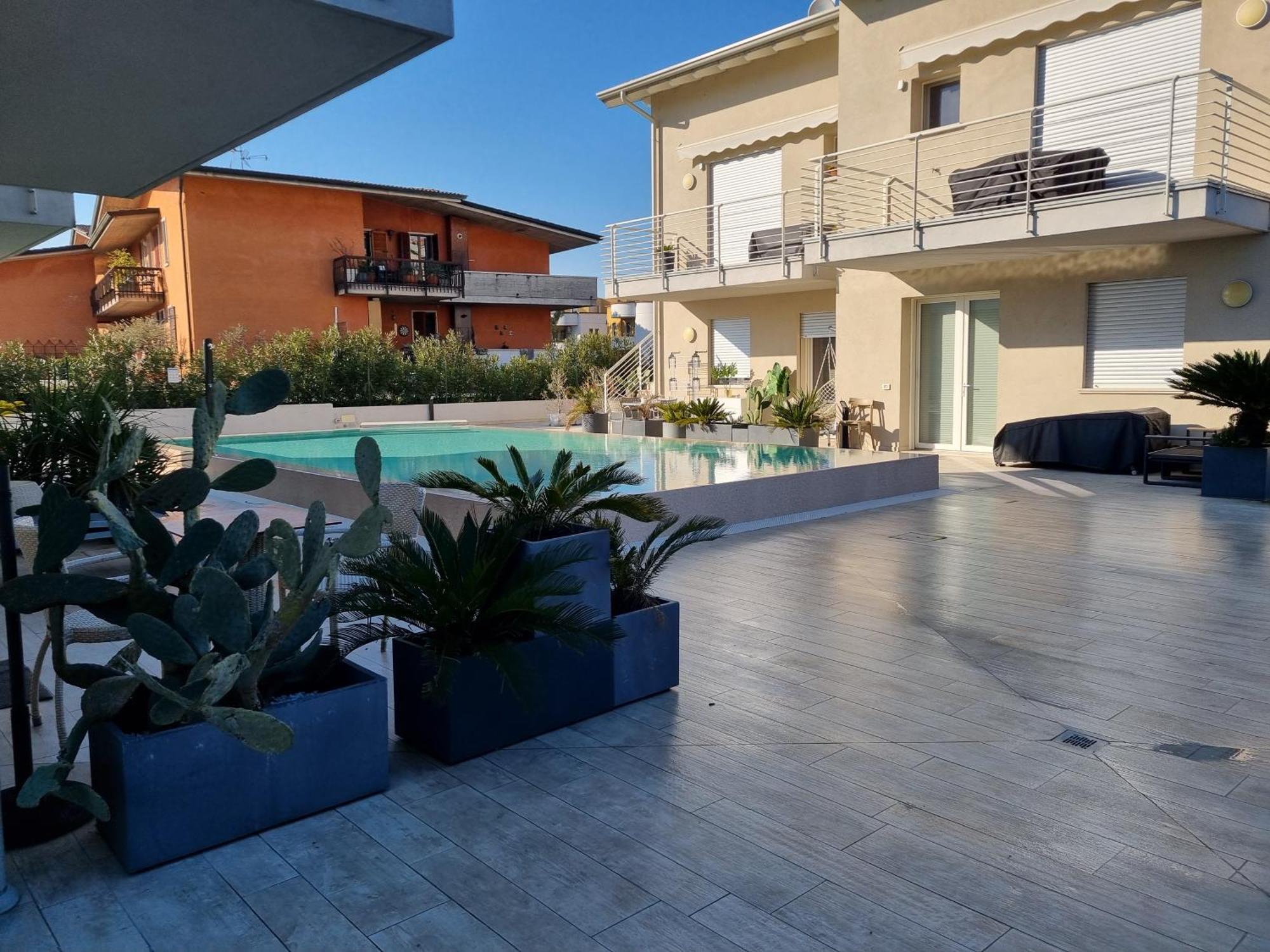 Aura Mura Peschiera del Garda Exterior foto